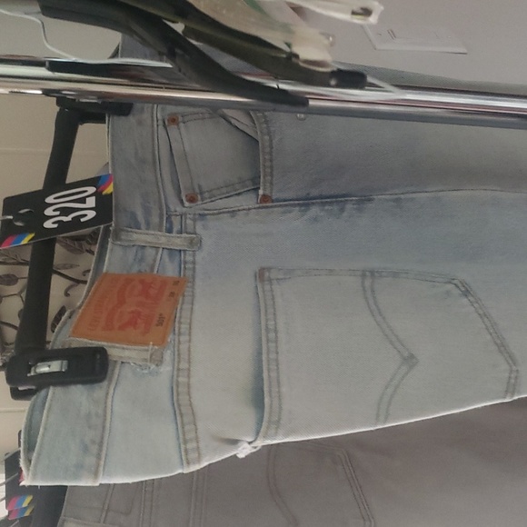 Men's Levi jeans - Picture 1 of 11